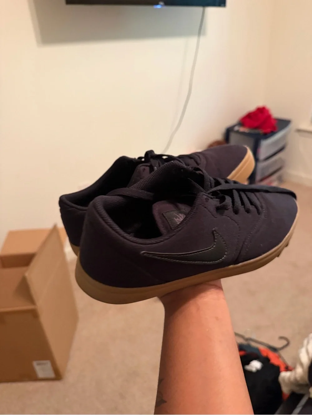 Nike Men’s Black Canvas Sneakers with Gum-Color Sole also kid size 7